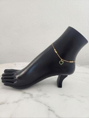 Gold Plates Beaded Anklet Bracelet with Emerald Green Heart Charm